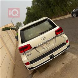 تويوتا لاندكروزر